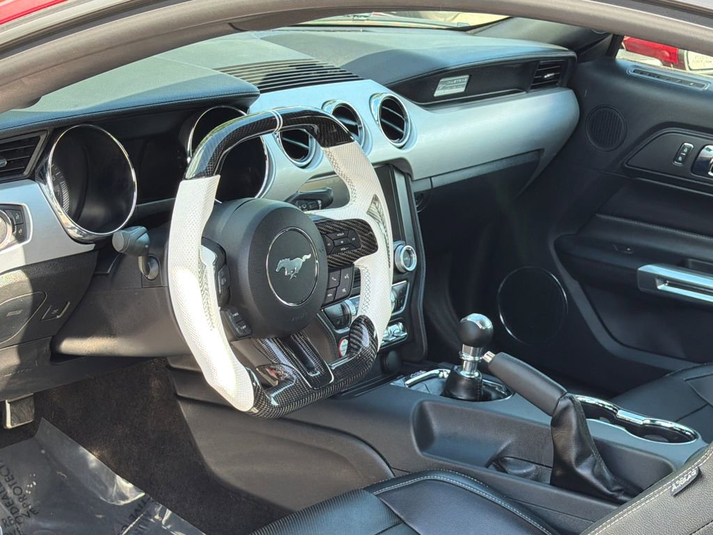 Used 2015 Ford Mustang Premium RWD image 12
