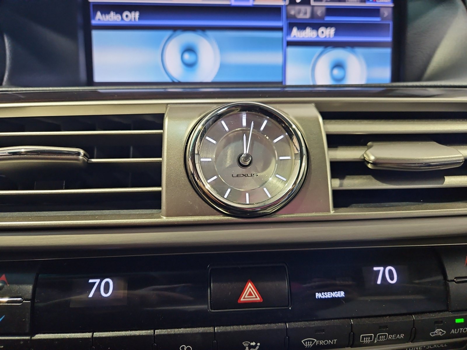Used 2014 Lexus LS 460 w/ Comfort Package RWD image 24