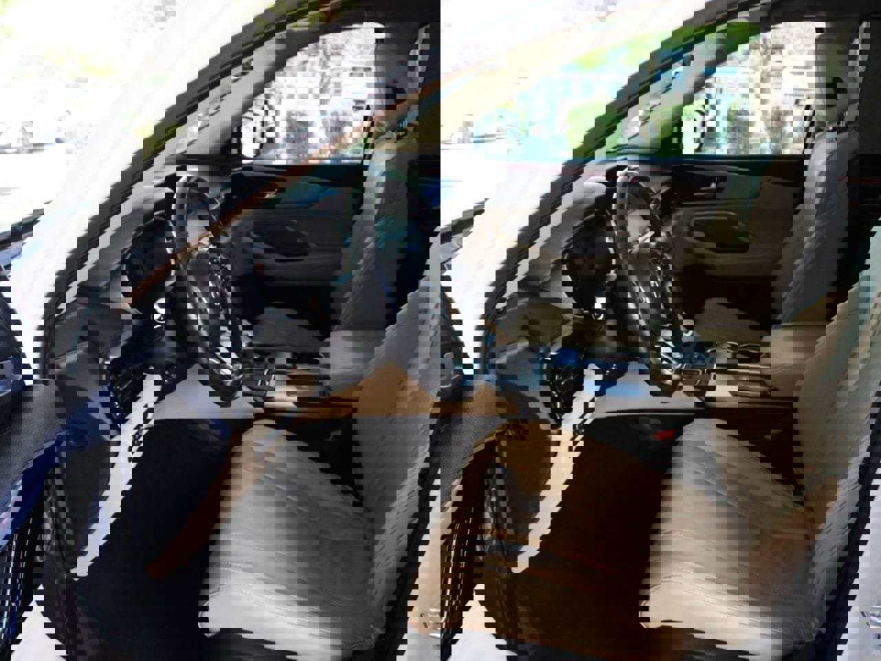 Used 2023 Acura MDX FWD w/ Technology Package image 11