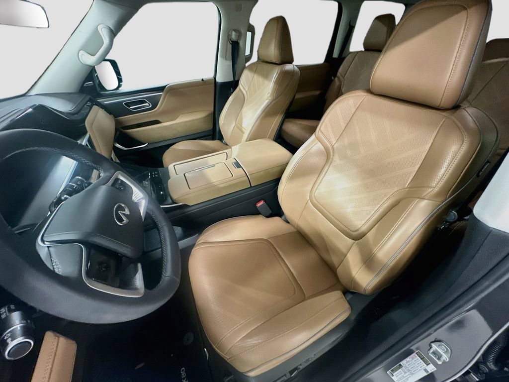 Certified 2026 INFINITI QX80 Luxe w/ Cargo Package AWD/4WD image 5