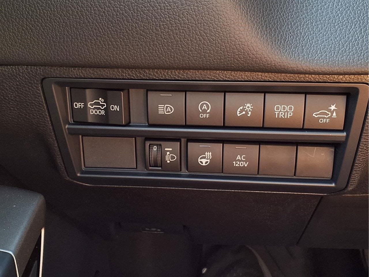 New 2026 Toyota Tundra Limited w/ Power Package AWD/4WD image 20