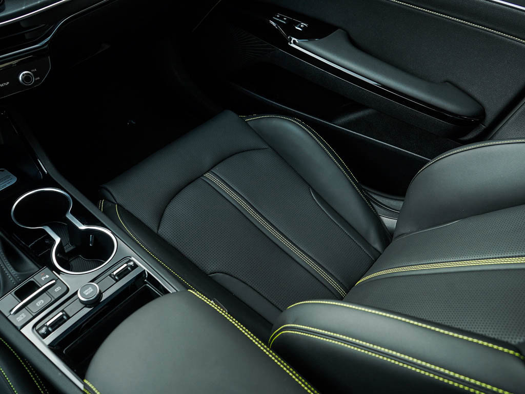 New 2026 Kia K5 GT FWD image 24