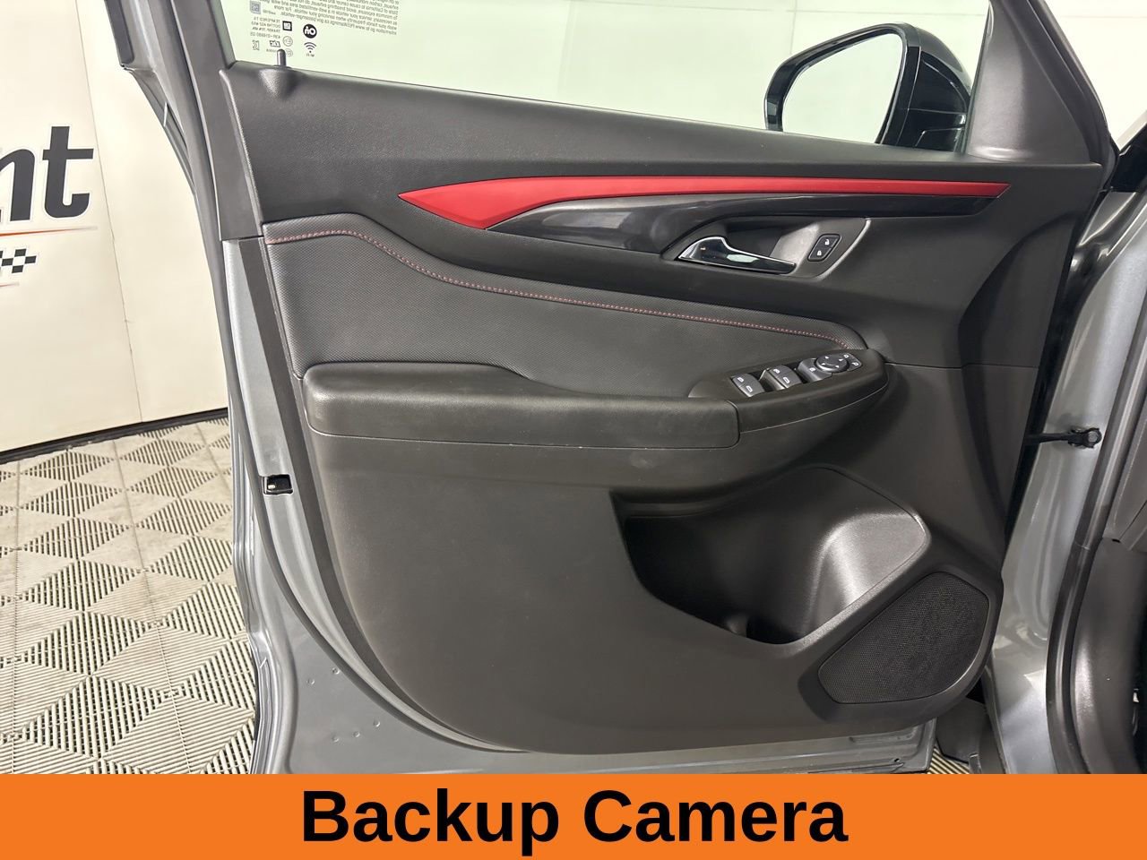 Used 2025 Chevrolet TrailBlazer RS FWD image 8