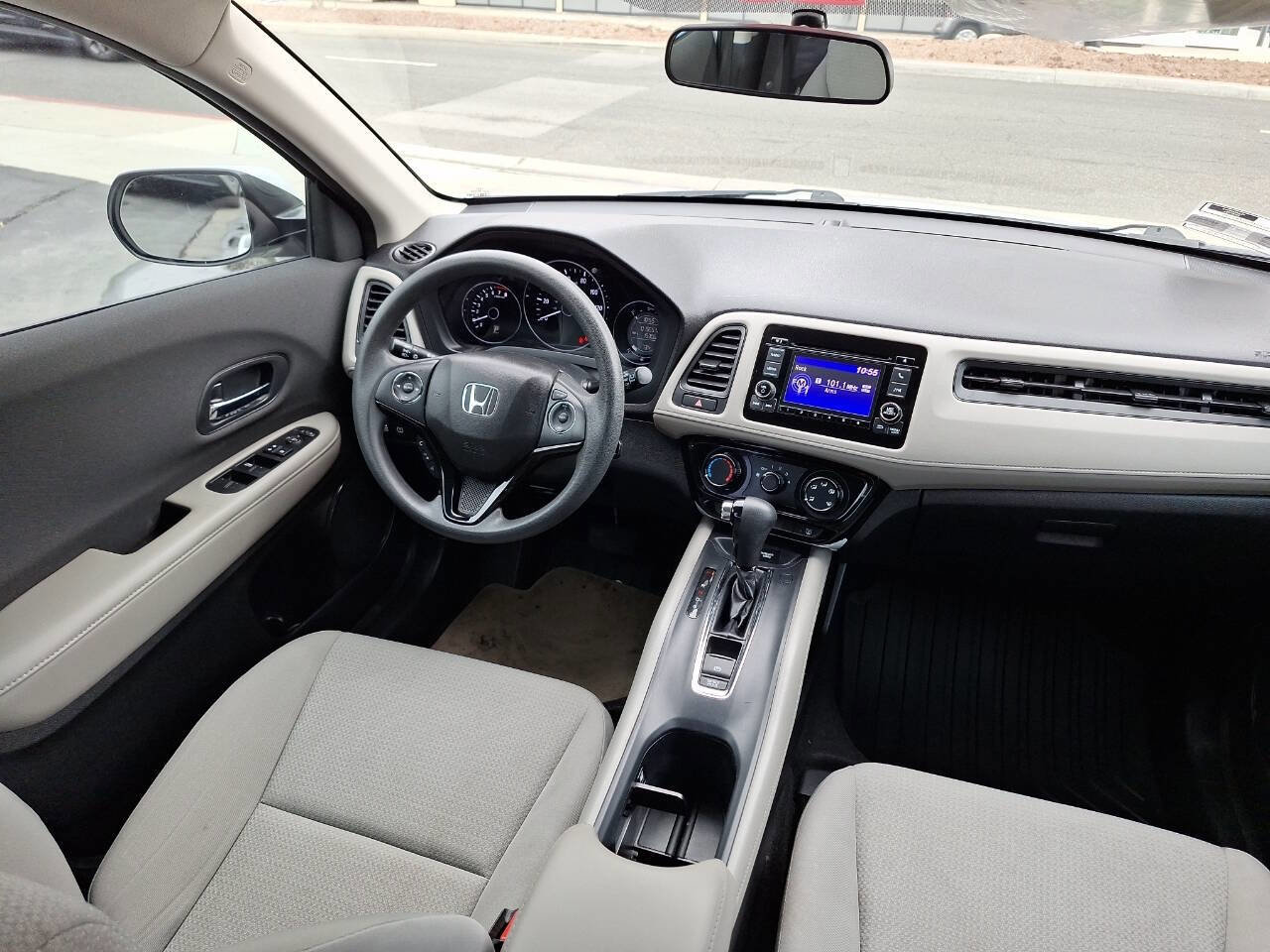 Used 2022 Honda HR-V LX image 12