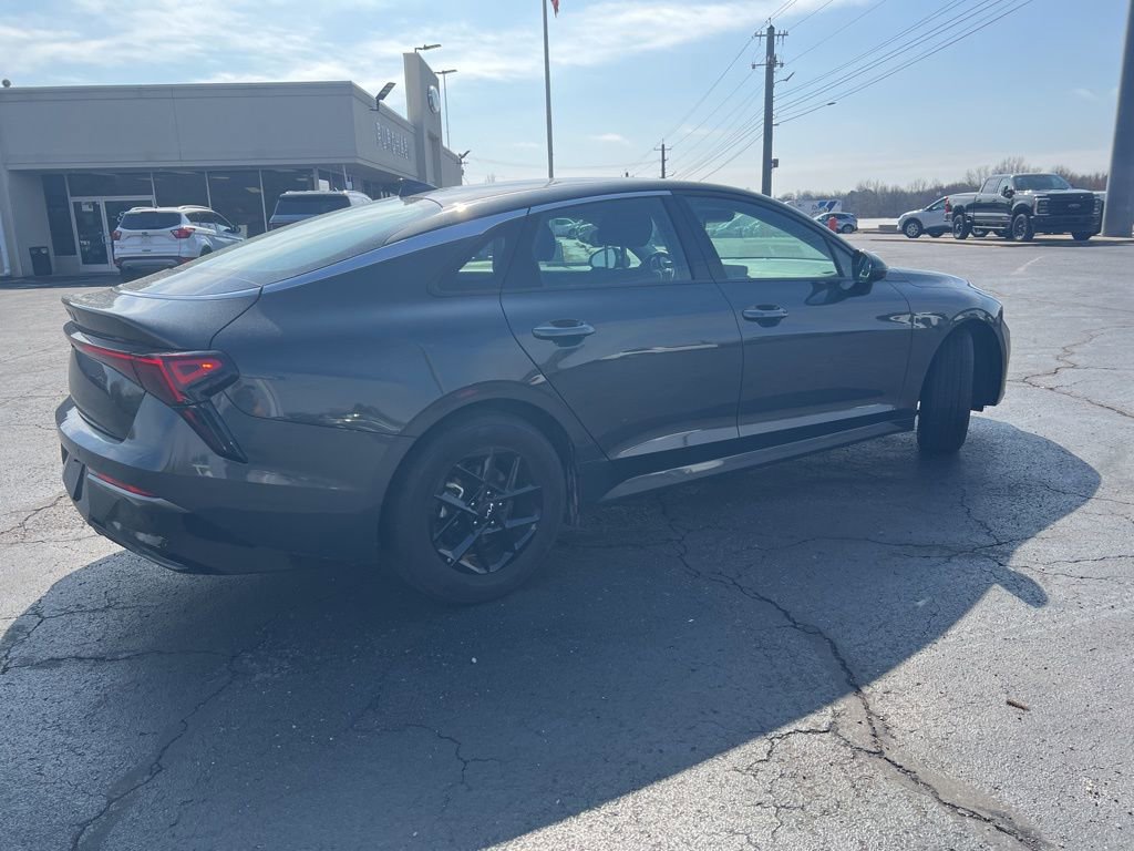 Used 2025 Kia K5 LXS image 3