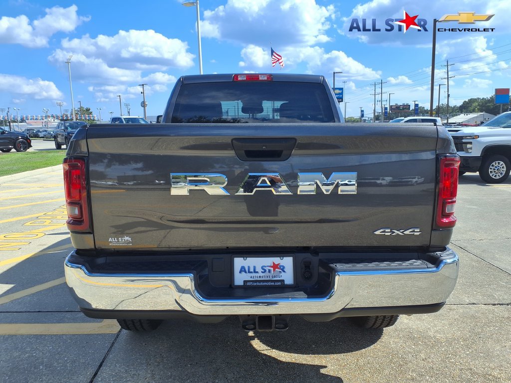 Used 2026 RAM 2500 Tradesman w/ Chrome Appearance Group AWD/4WD image 7