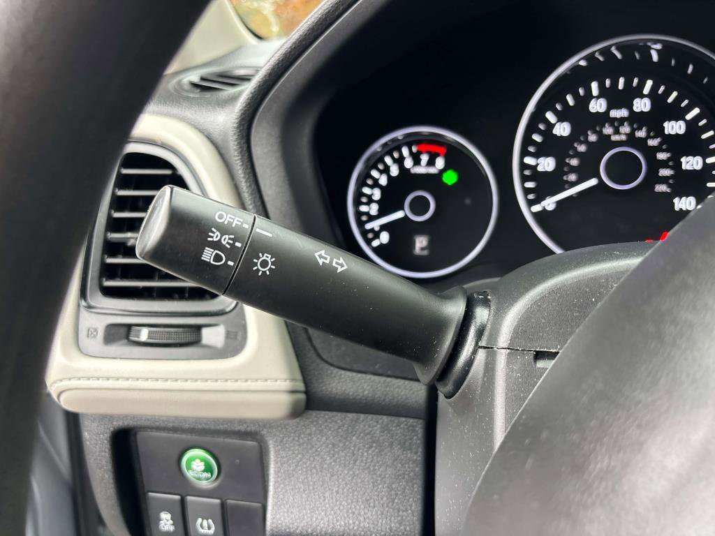 Used 2019 Honda HR-V LX image 27