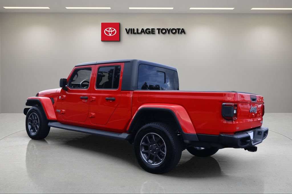 Used 2020 Jeep Gladiator Overland AWD/4WD image 3