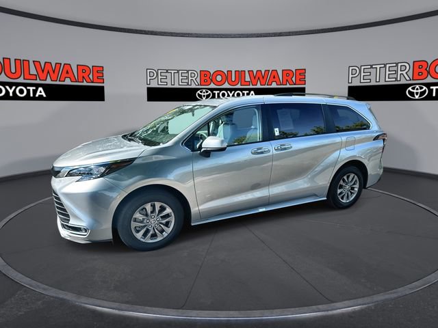 Used 2024 Toyota Sienna XLE