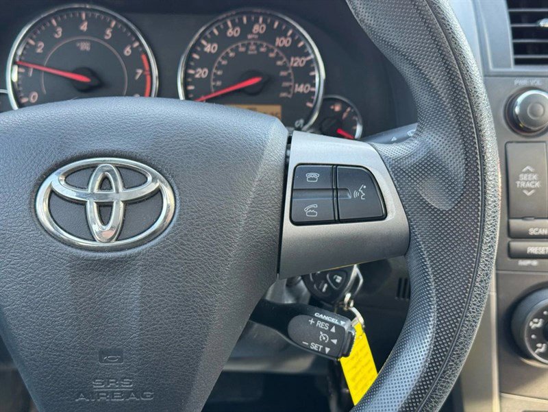 Used 2011 Toyota Corolla S image 14