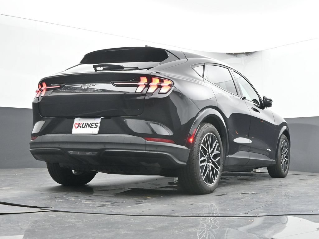 Used 2025 Ford Mustang Mach-E Premium AWD/4WD image 36
