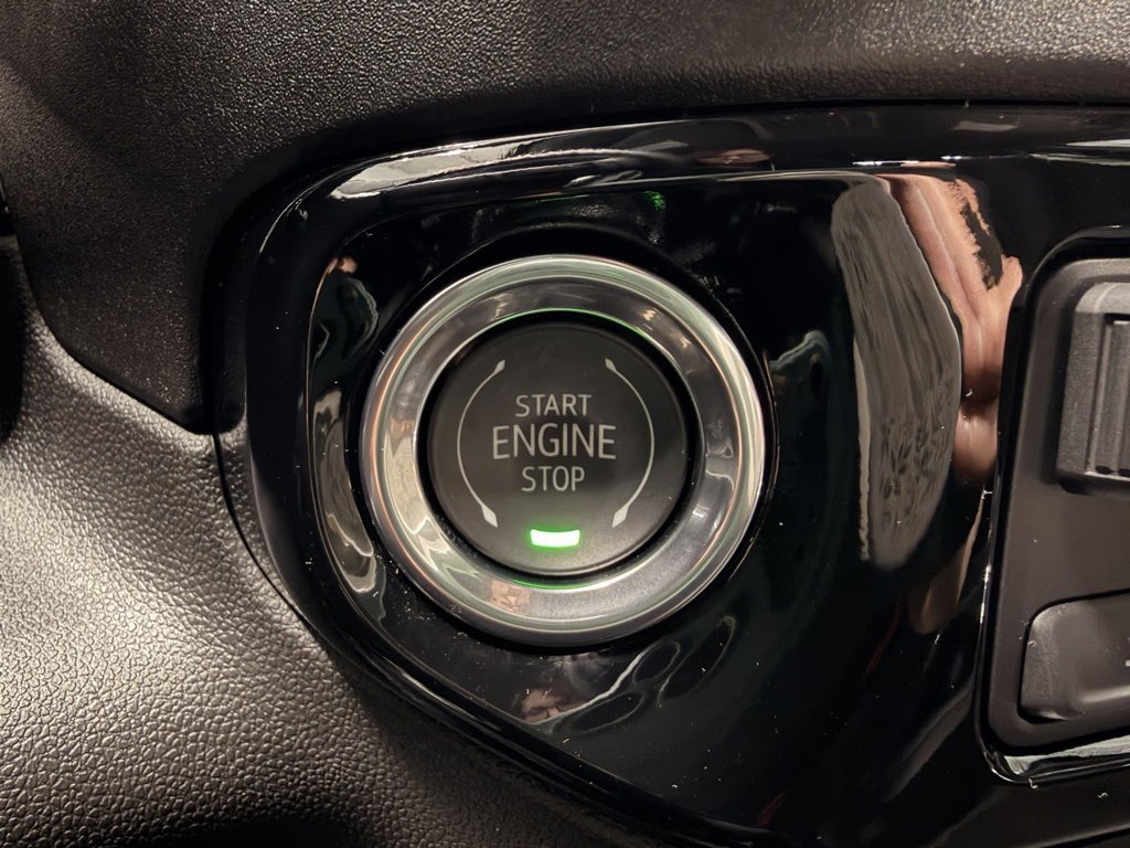 Used 2025 Chevrolet Silverado 2500 LT image 48