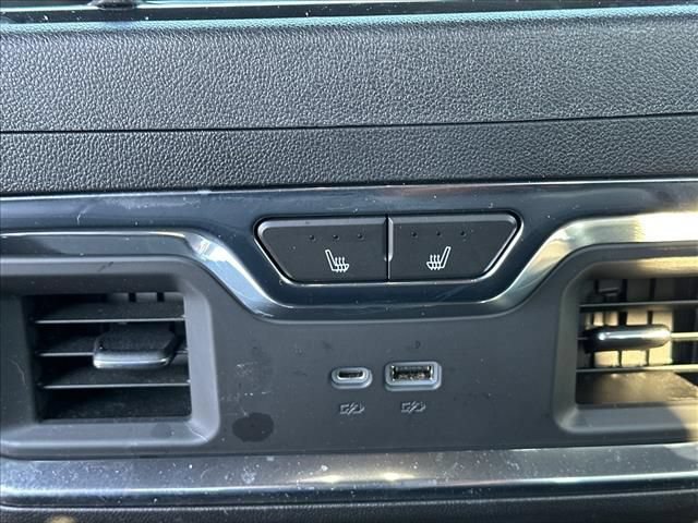 Certified 2023 Chevrolet Silverado 1500 High Country AWD/4WD image 17