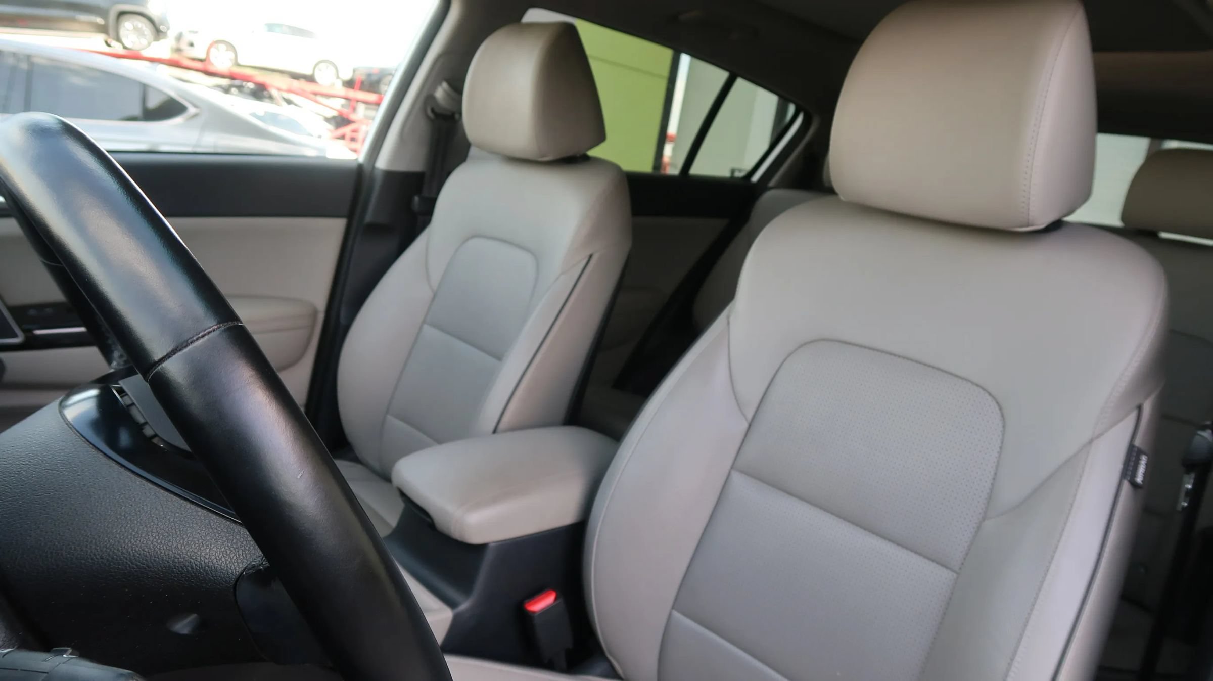 Used 2020 Kia Sportage EX w/ Option Group 15 FWD image 18