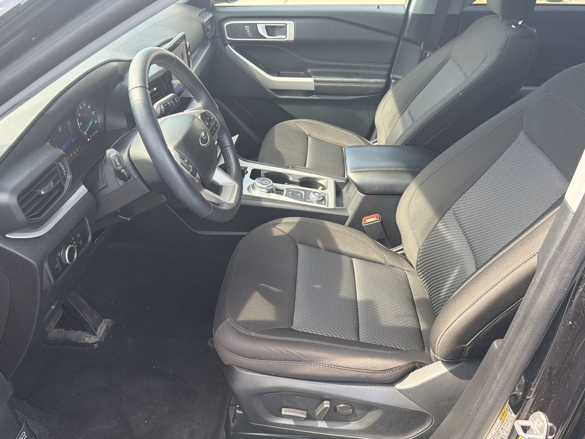 Certified 2023 Ford Explorer XLT AWD/4WD image 23