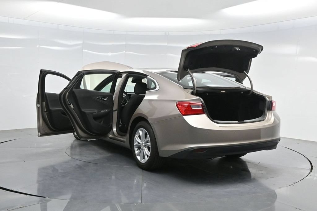 Used 2024 Chevrolet Malibu LT FWD image 39