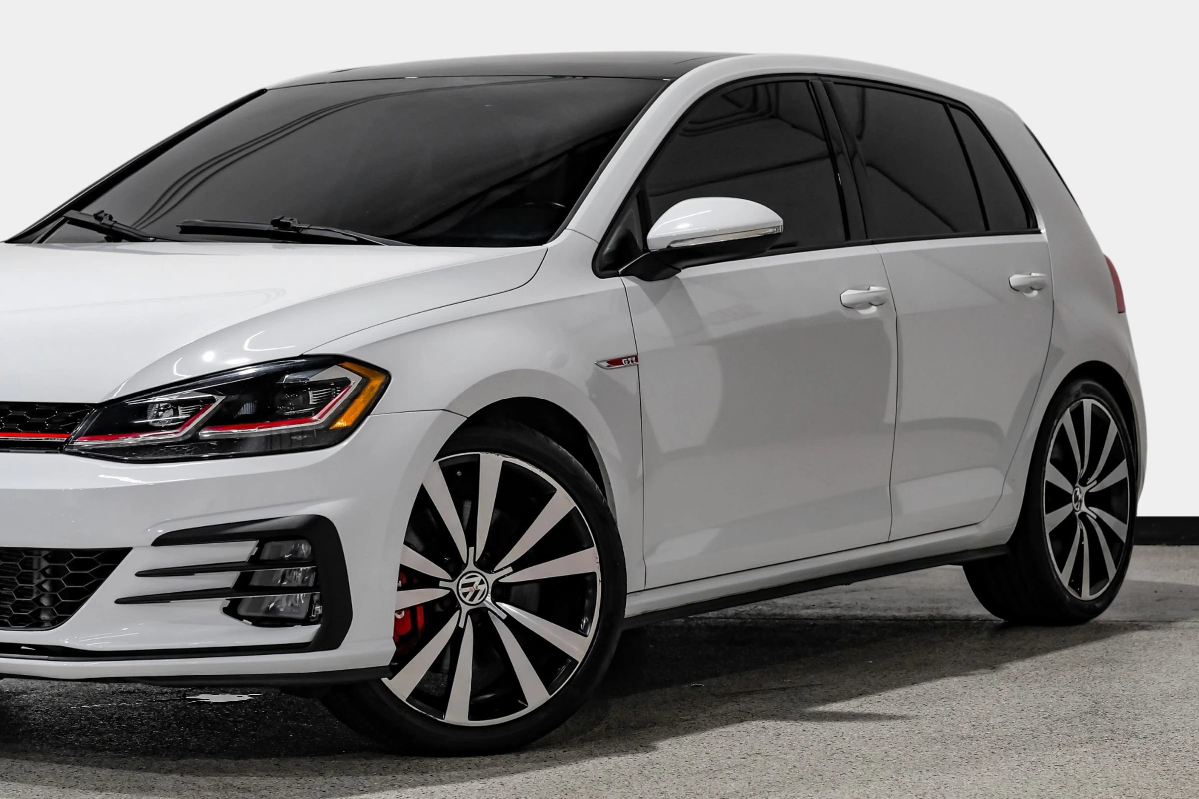 Used 2019 Volkswagen GTI Rabbit Edition FWD image 11