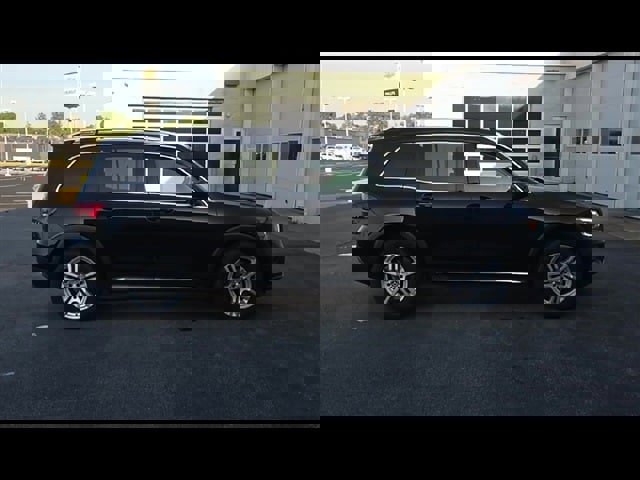 Used 2020 Mercedes-Benz GLB 250 4MATIC image 9