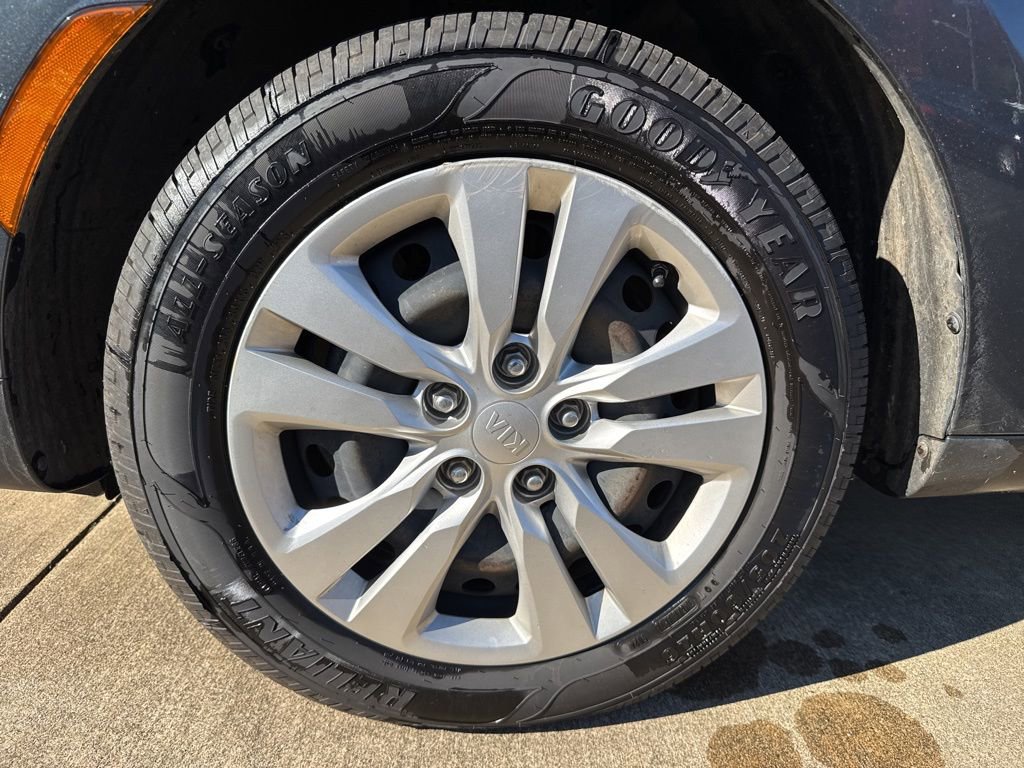 Used 2020 Kia Soul LX image 20