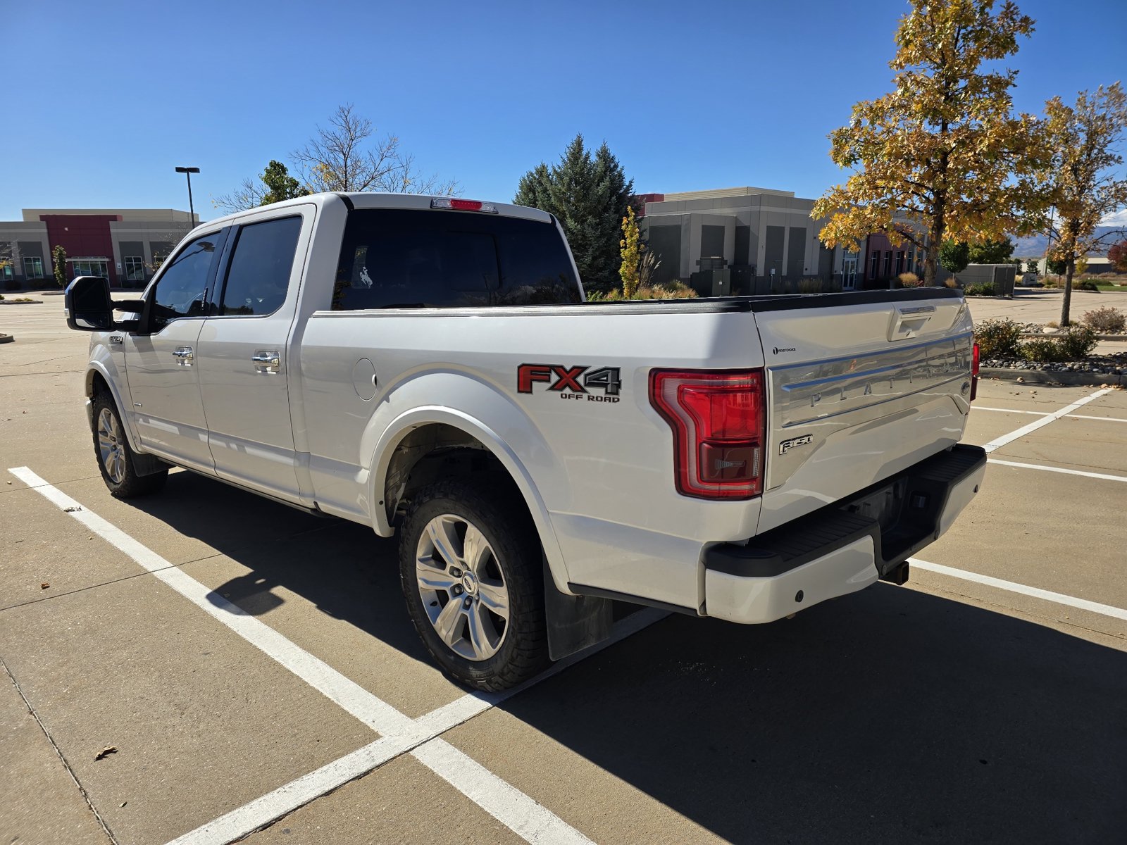 Used 2015 Ford F150 Platinum w/ Equipment Group 701A Luxury AWD/4WD image 3