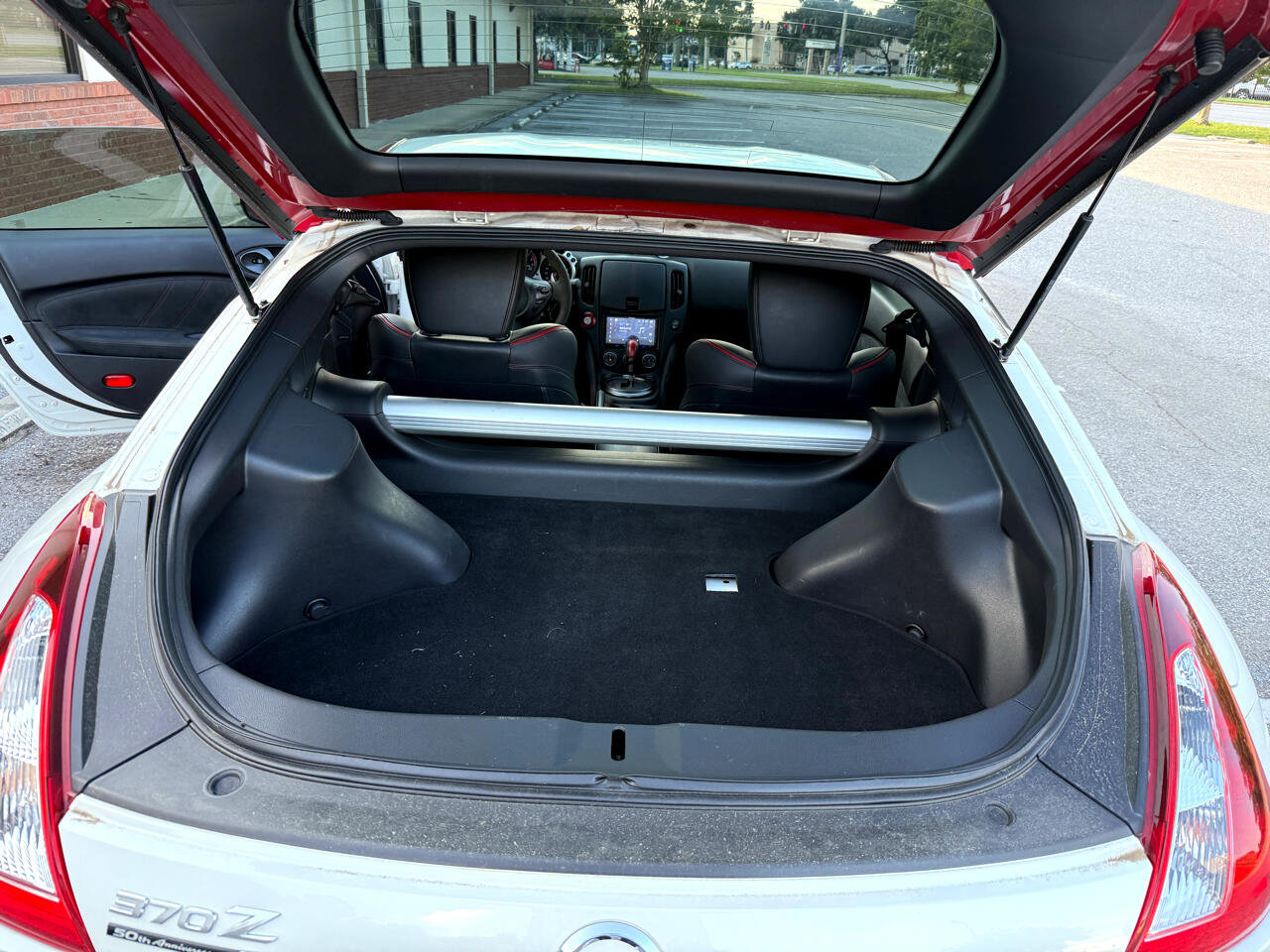 Used 2020 Nissan 370Z Coupe image 34
