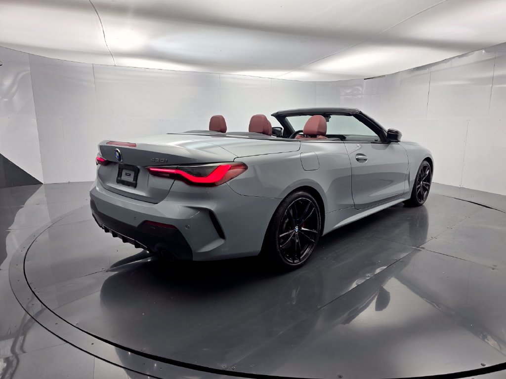 Certified 2024 BMW 430i Convertible w/ M Sport Package RWD image 4