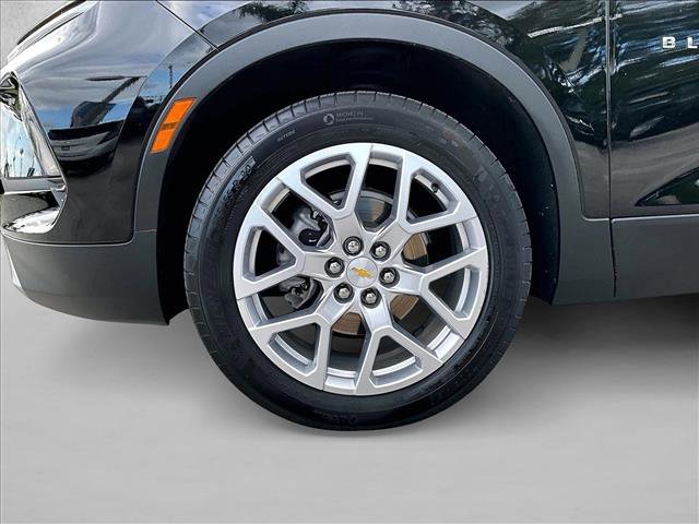 Used 2024 Chevrolet Blazer LT FWD image 10