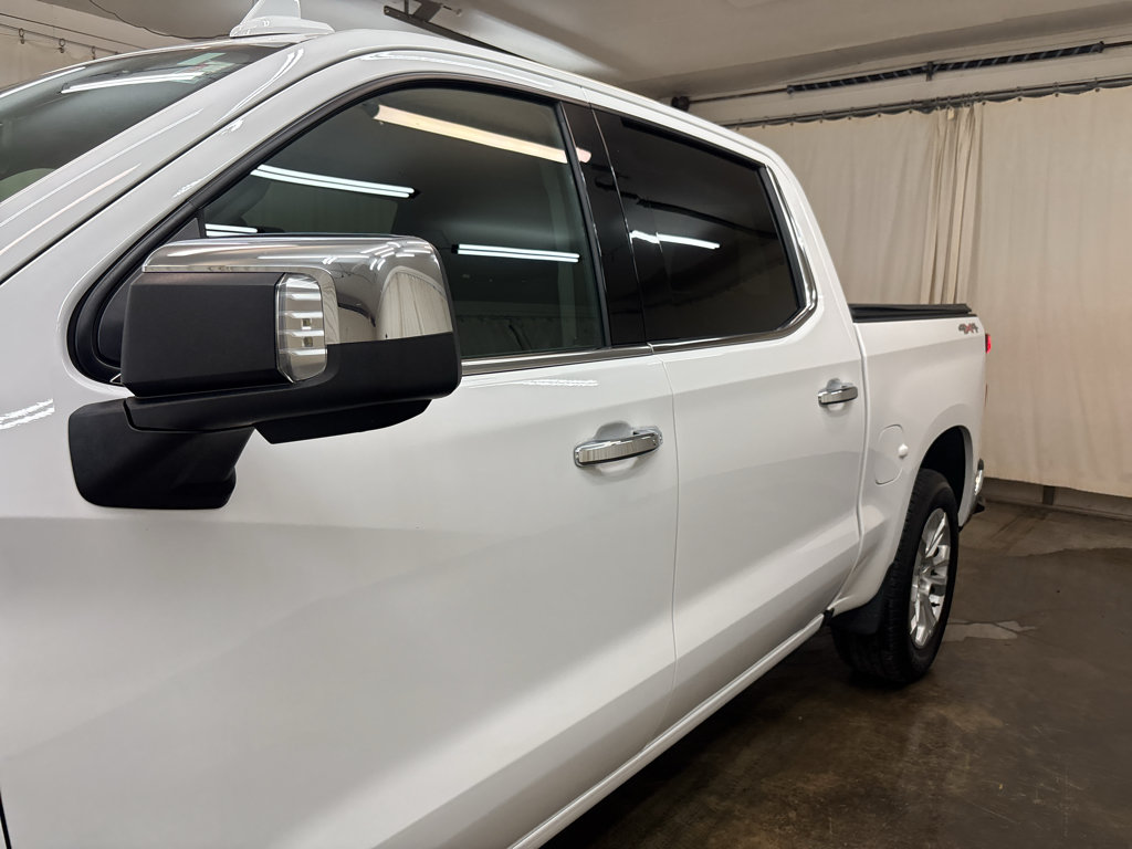 Used 2024 Chevrolet Silverado 1500 LTZ AWD/4WD image 12