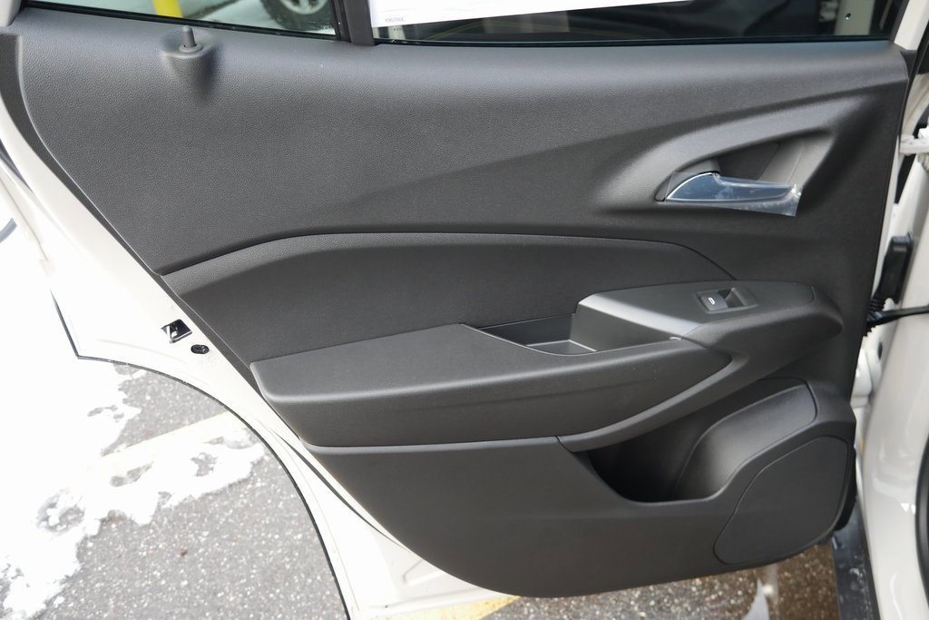 New 2026 Chevrolet Trax ACTIV w/ Sunroof Package image 32