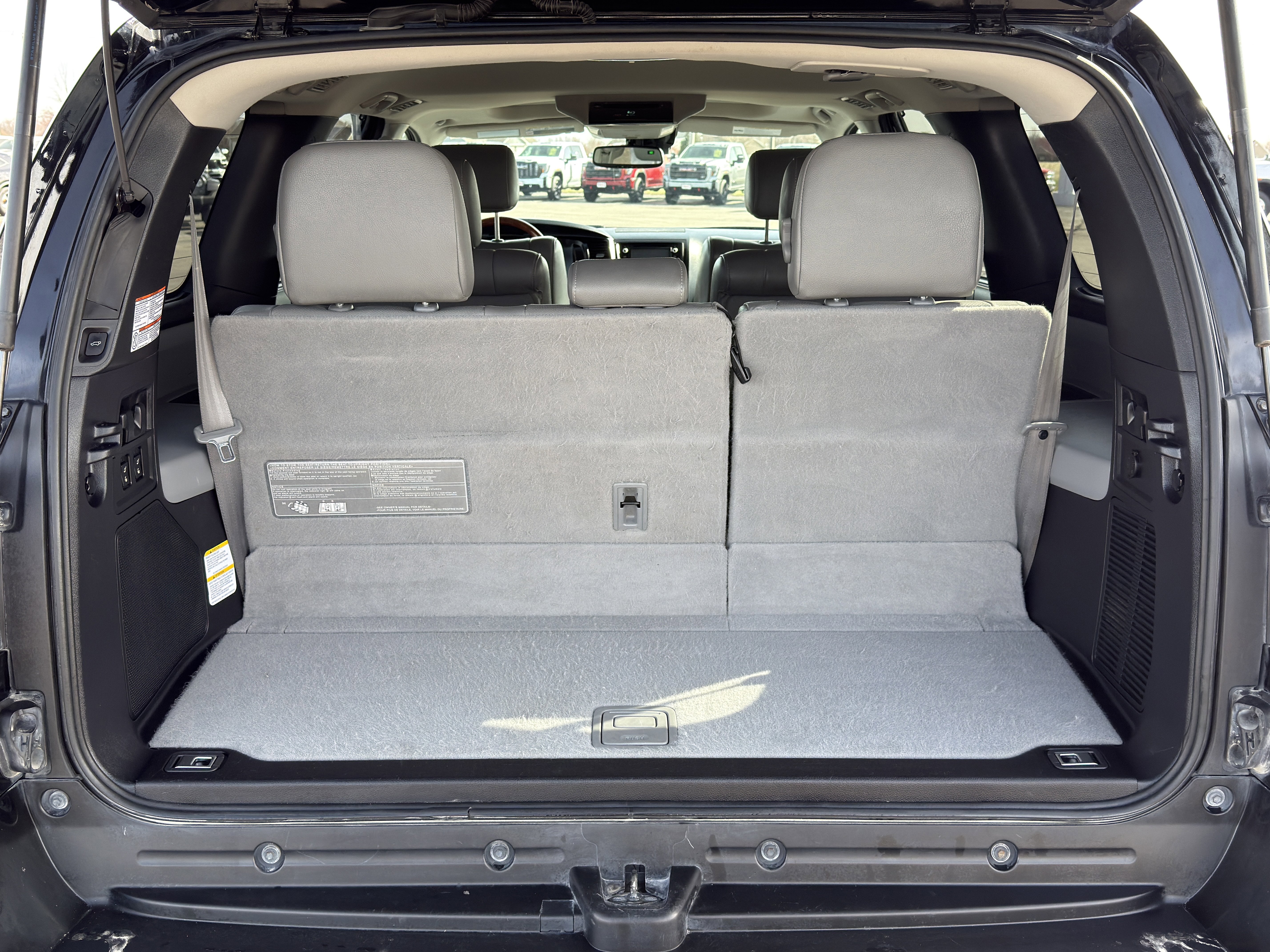 Used 2019 Toyota Sequoia Platinum w/ Four Season Floor Mat Package image 17