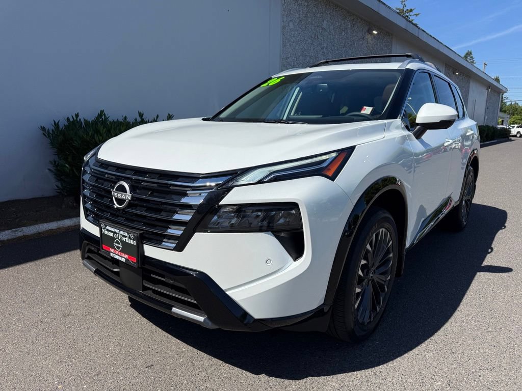 Certified 2026 Nissan Rogue Platinum AWD/4WD image 2