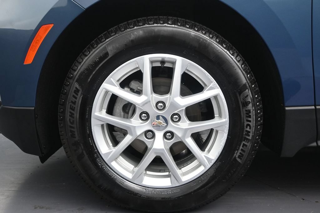 Used 2024 Chevrolet Equinox LT FWD image 10