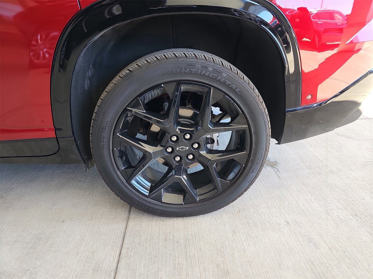 Certified 2024 Chevrolet Traverse RS w/ LPO, Floor Liner Package image 37