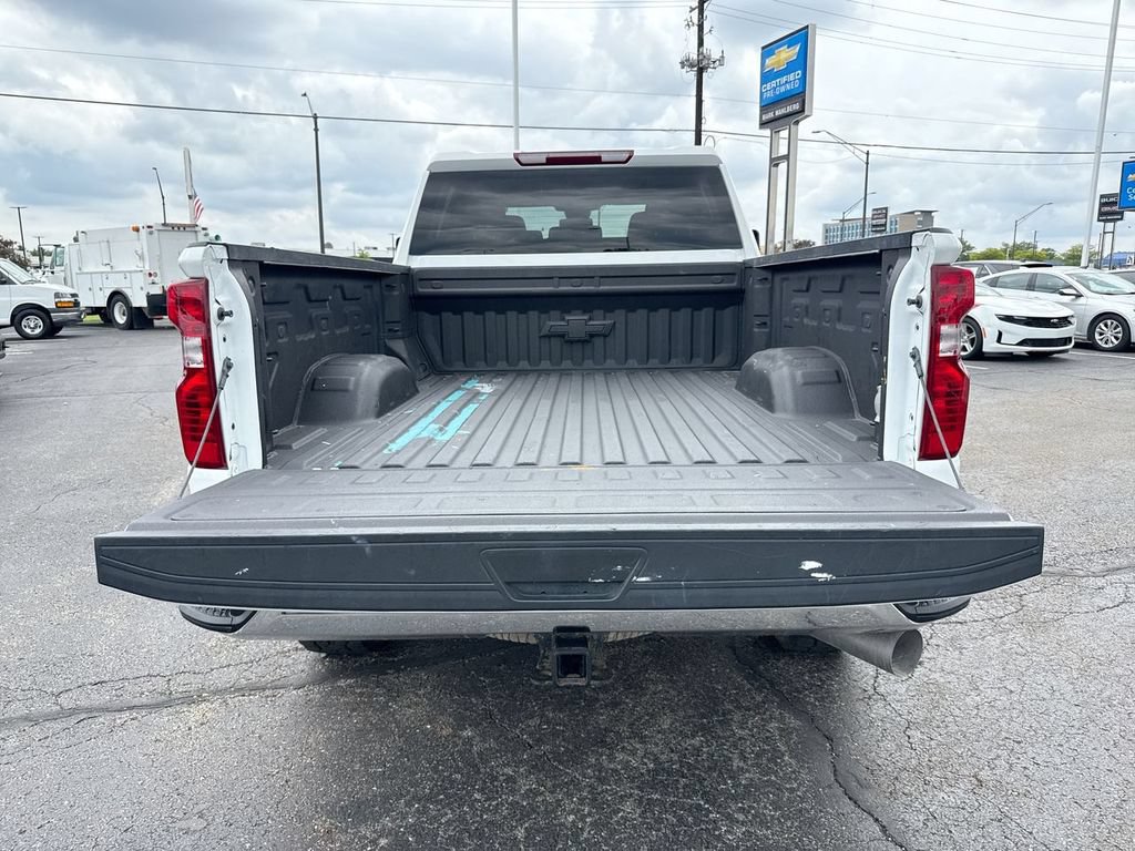 Used 2024 Chevrolet Silverado 2500 LT AWD/4WD image 24