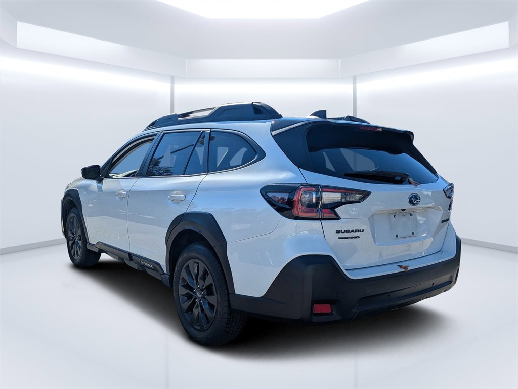 Used 2023 Subaru Outback Onyx Edition image 5