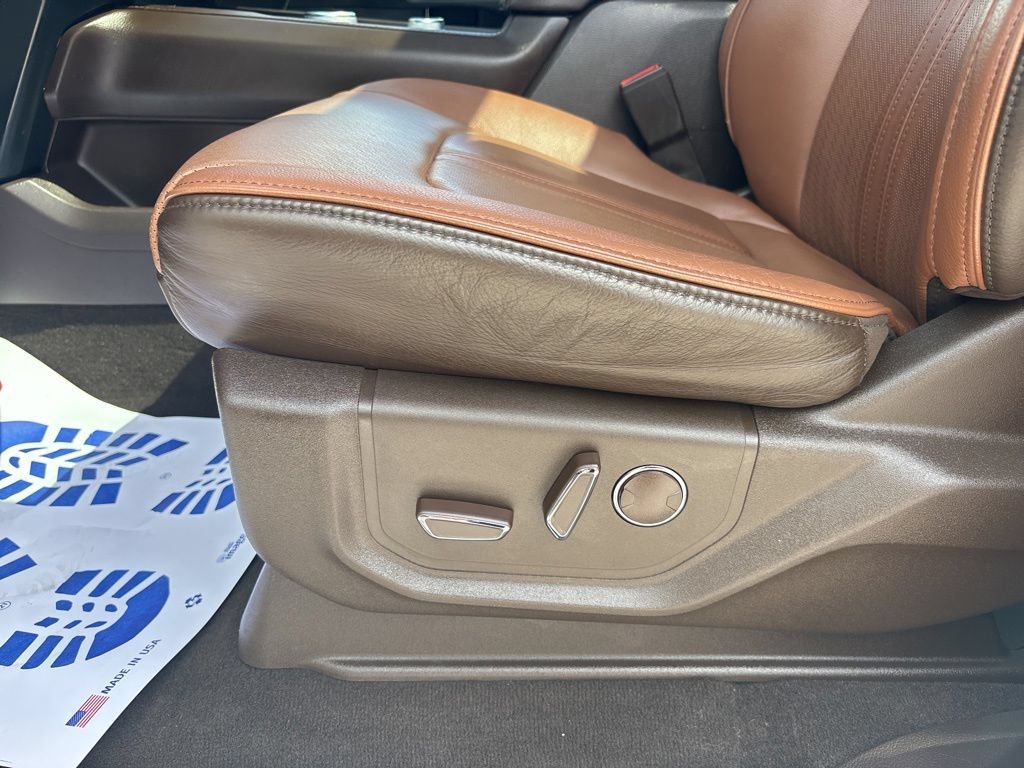 Used 2022 Ford Expedition King Ranch AWD/4WD image 19