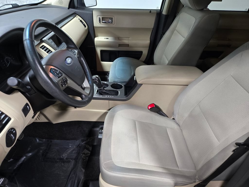 Used 2019 Ford Flex SE FWD image 9