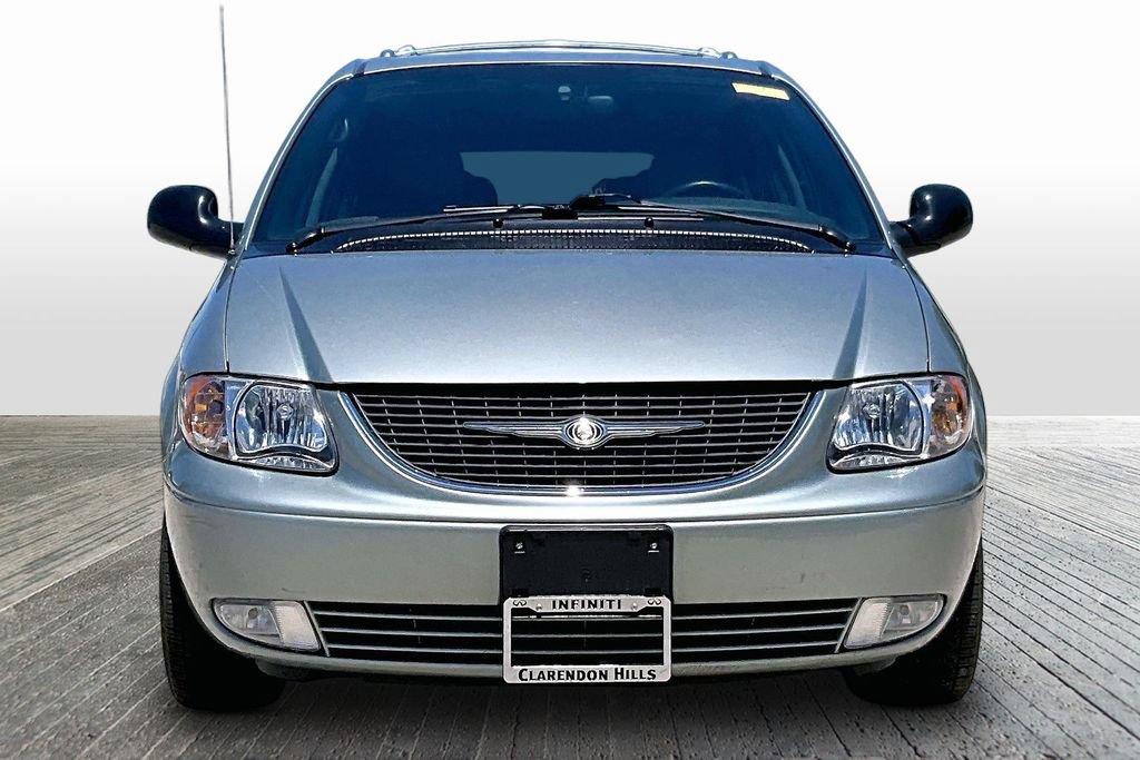 Used 2004 Chrysler Town & Country Limited w/ Trailer Tow Group AWD/4WD image 2