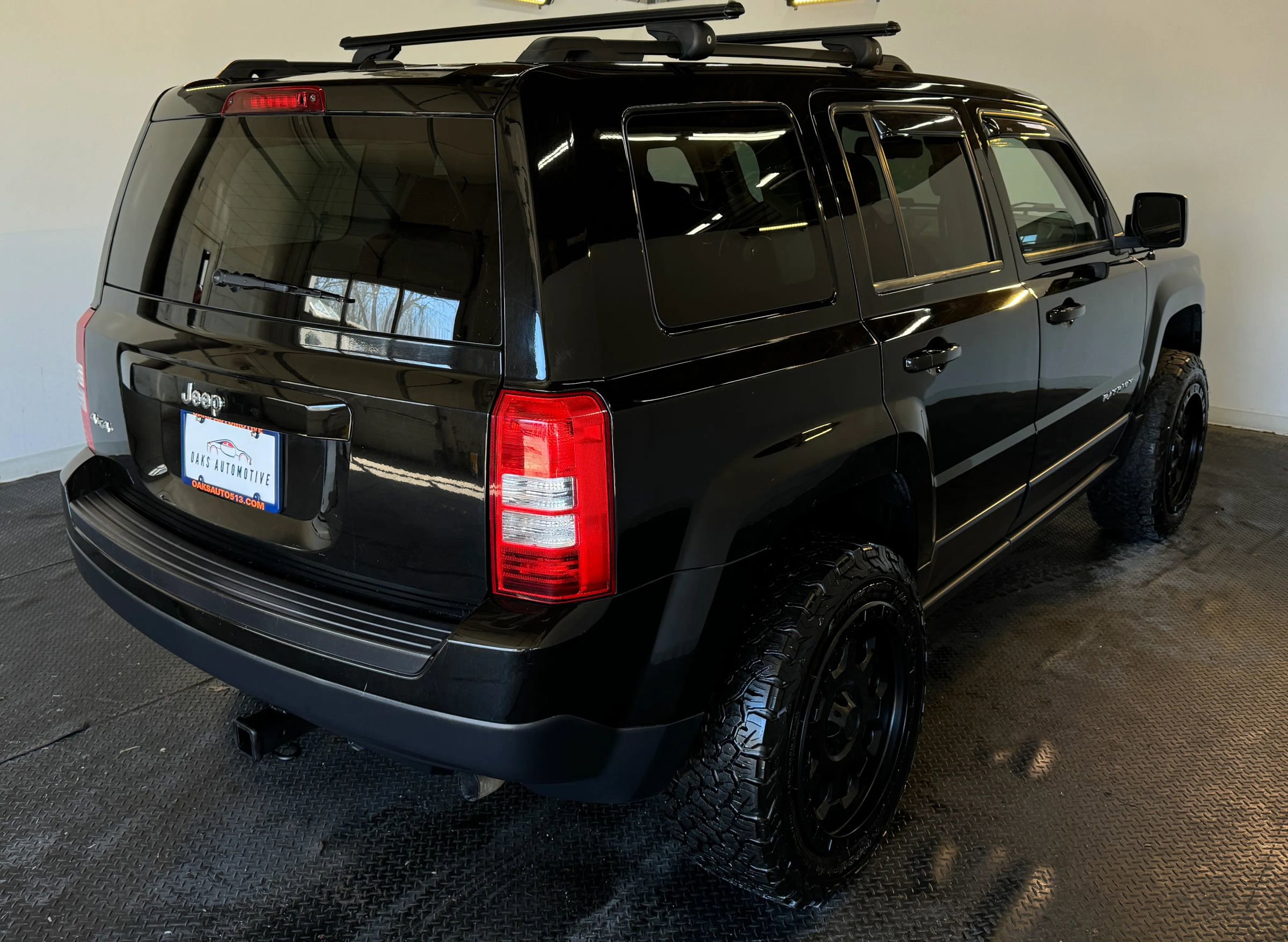 Used 2014 Jeep Patriot Sport w/ Power Value Group image 6