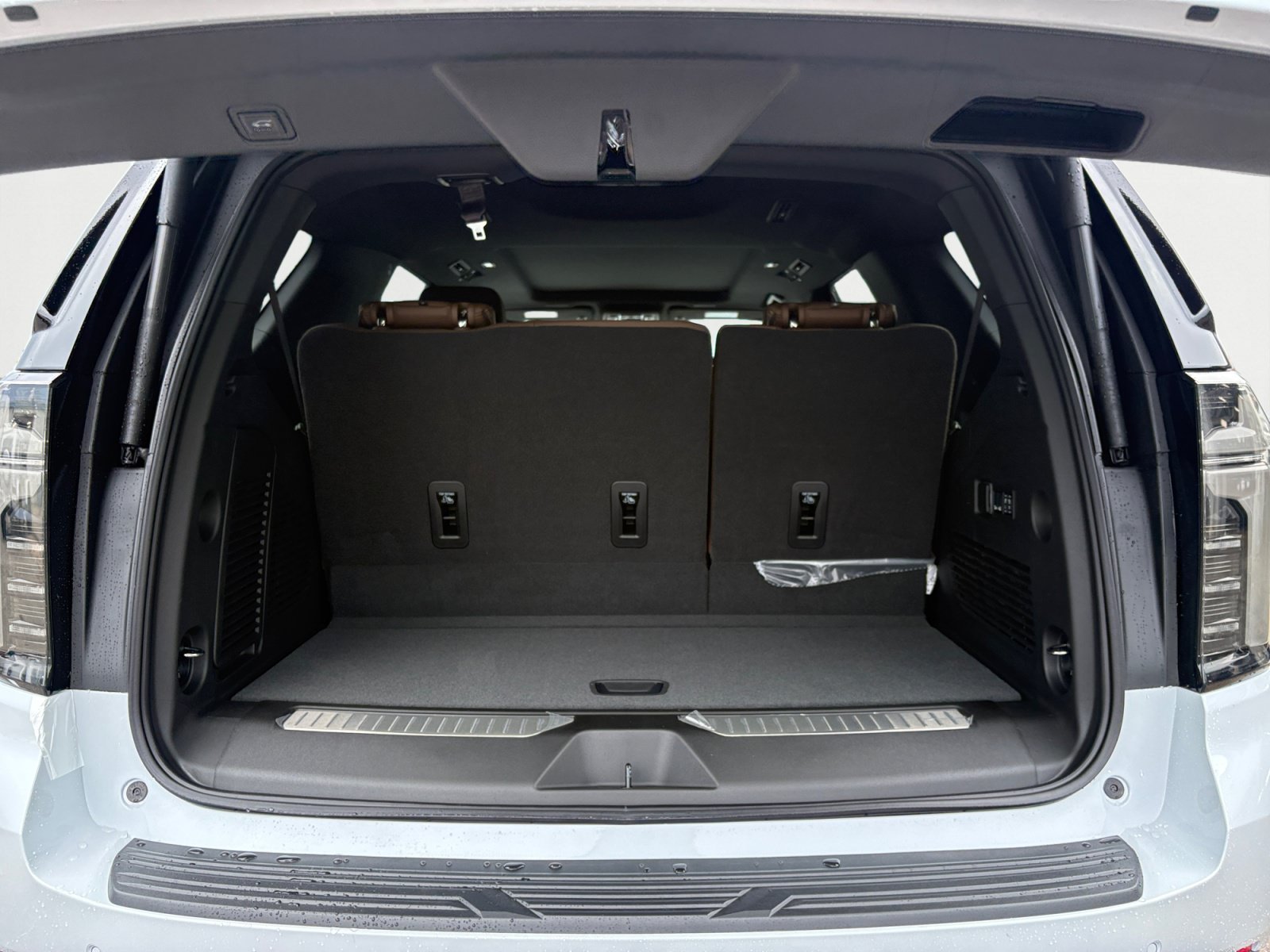 New 2027 Chevrolet Tahoe High Country AWD/4WD image 20