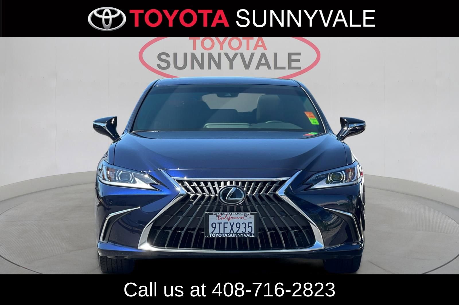 Used 2025 Lexus ES 300h w/ Premium Package image 11