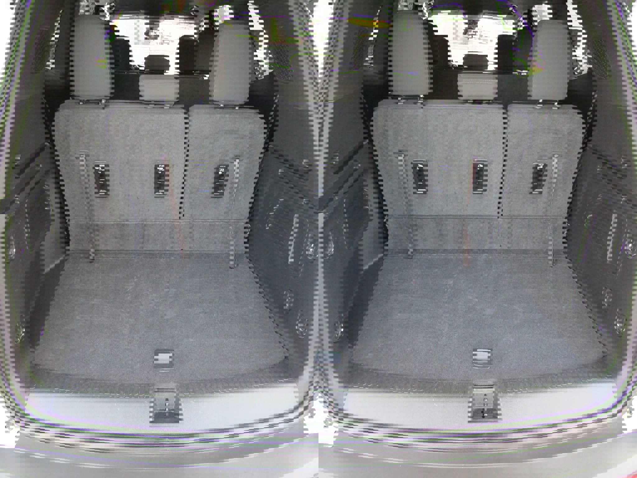 Used 2025 GMC Acadia Elevation image 15