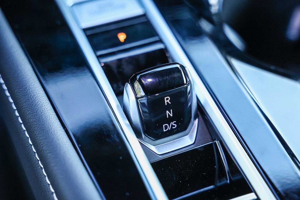 New 2026 Volkswagen Atlas Cross Sport SE image 35