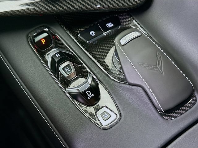 Used 2024 Chevrolet Corvette Stingray Preferred Cpe w/ 2LT RWD image 17