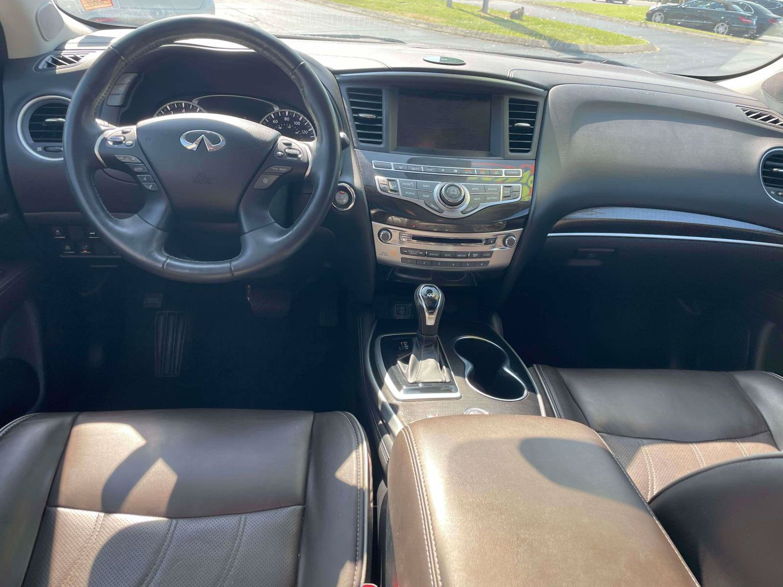 Used 2020 INFINITI QX60 Luxe w/ Essential Package FWD image 16