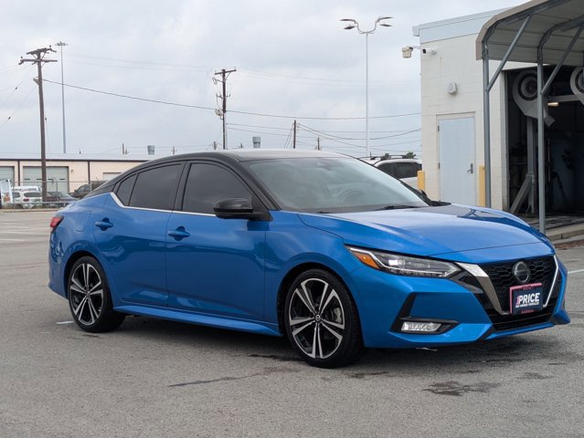 Used 2021 Nissan Sentra SR w/ SR Premium Package image 3