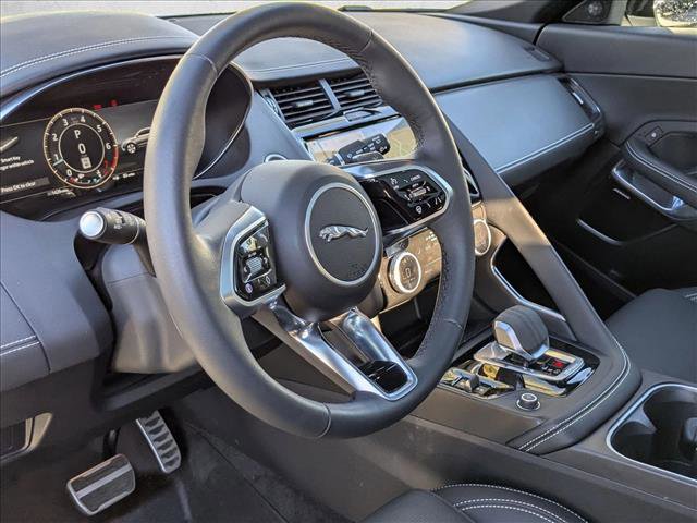 Used 2024 Jaguar E-PACE R-Dynamic SE image 18