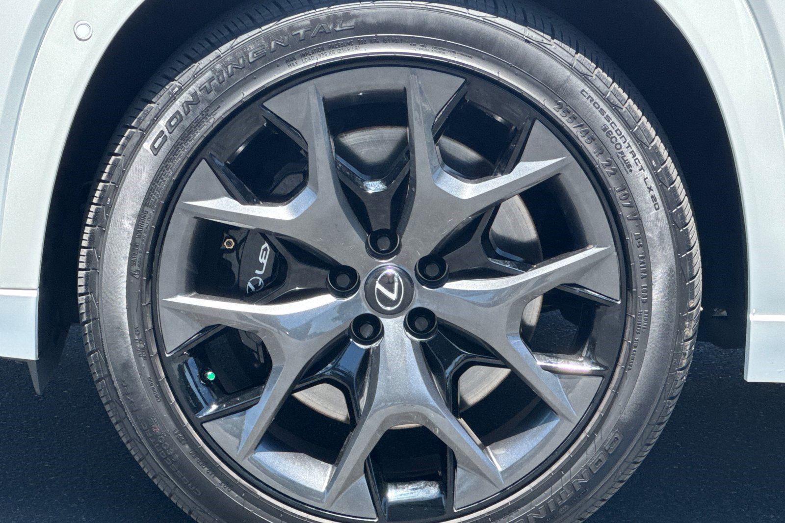 Certified 2025 Lexus TX 500h AWD w/ Technology Package image 39