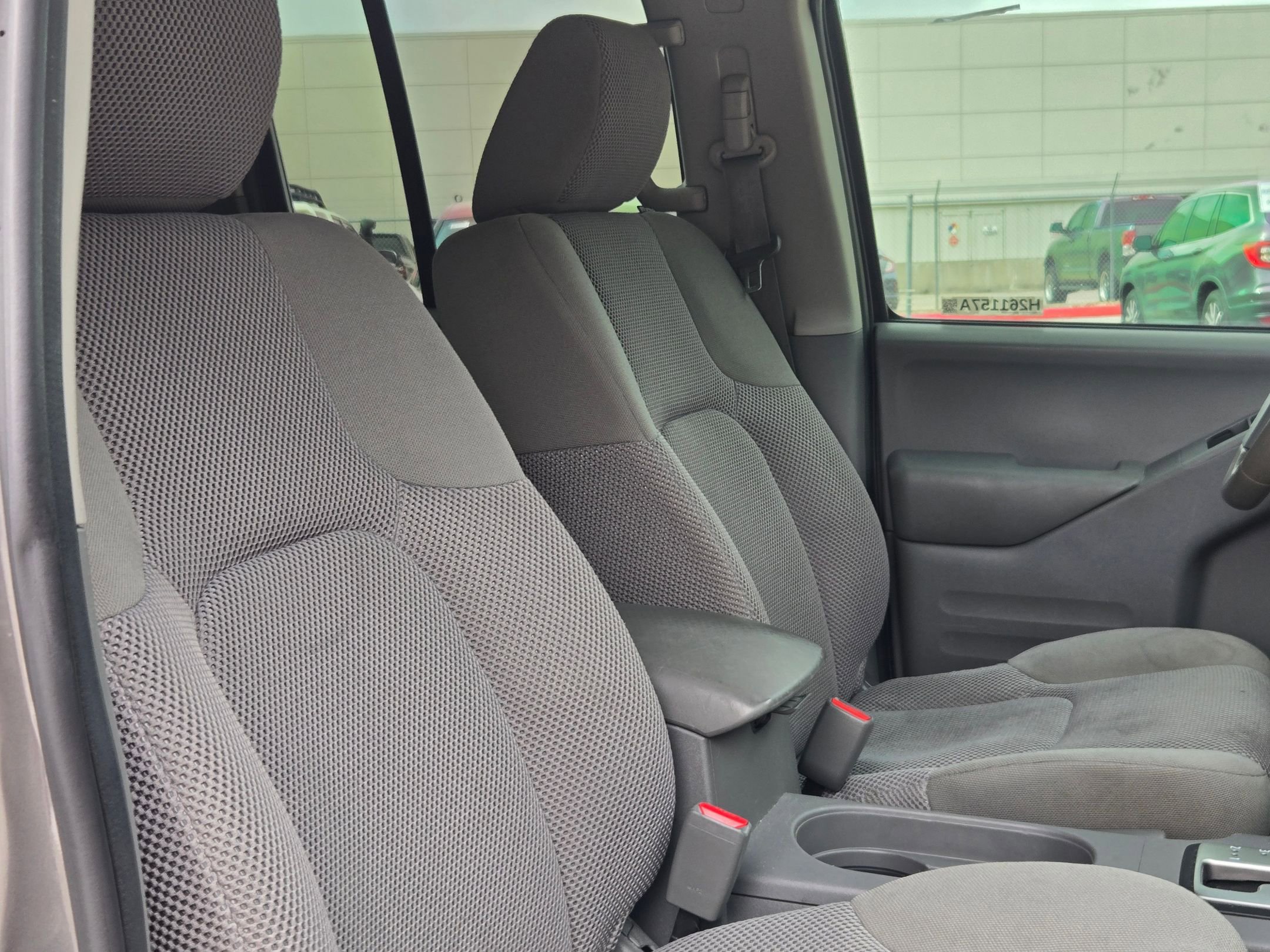 Used 2017 Nissan Frontier SV w/ SV Value Truck Package RWD image 30