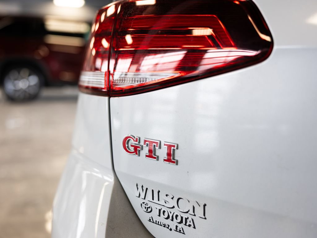 Used 2019 Volkswagen GTI S image 6